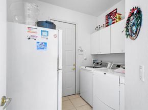 9082 Bay Point Cir Circle, West Palm Beach FL 33411