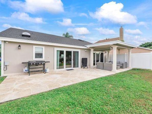 4085 Clearview Terrace, West Palm Beach FL 33417