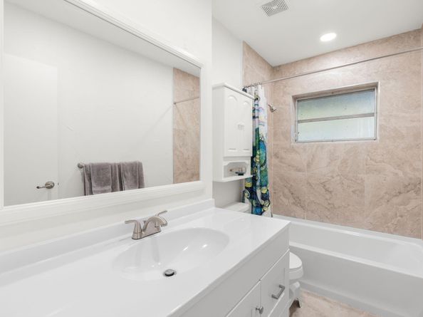 3000 Riverside Dr 3021, Coral Springs FL 33065