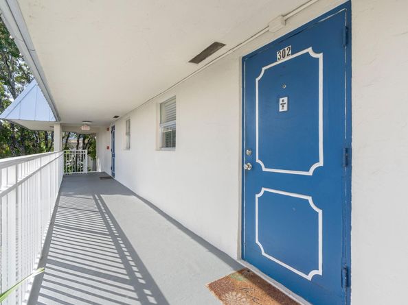 3000 Riverside Dr 3021, Coral Springs FL 33065