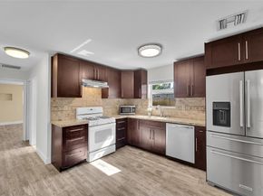 5940 NE 1st Ter, Oakland Park FL 33334