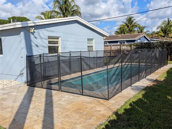 5940 NE 1st Ter, Fort Lauderdale FL 33334