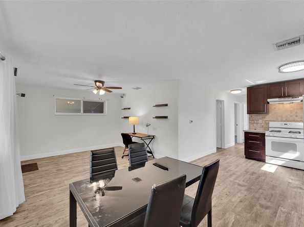 5940 NE 1st Ter, Oakland Park FL 33334