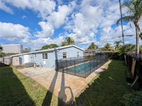 5940 NE 1st Ter, Fort Lauderdale FL 33334