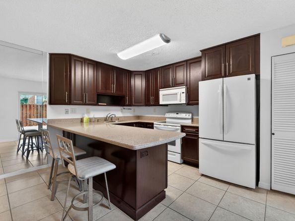 9110 SW 22nd Ct D4, Fort Lauderdale FL 33324