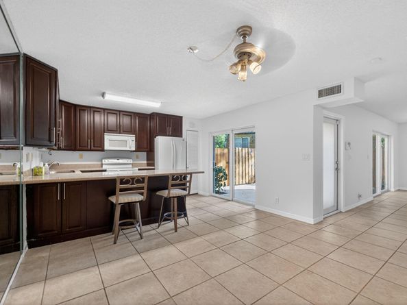 9110 SW 22nd Ct D4, Fort Lauderdale FL 33324