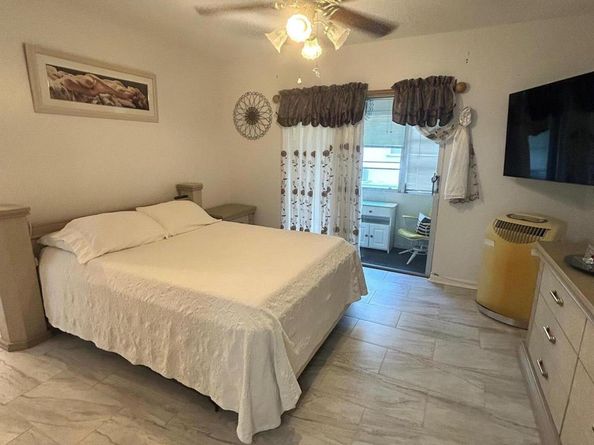 347 Norwich O, West Palm Beach FL 33417