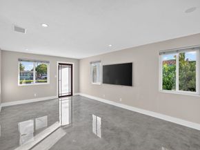 831 NE 58th Street, Oakland Park FL 33334