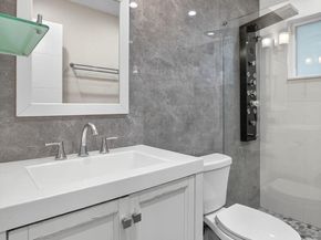 831 NE 58th Street, Oakland Park FL 33334