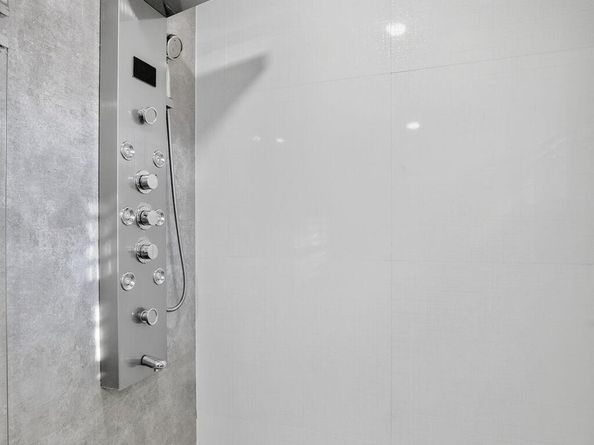 831 NE 58th Street, Oakland Park FL 33334