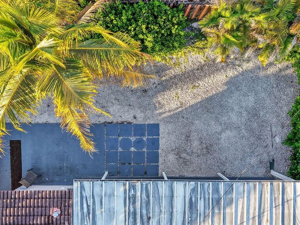 831 NE 58th Street, Oakland Park FL 33334