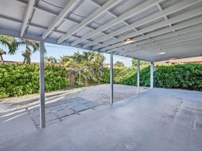 831 NE 58th Street, Oakland Park FL 33334
