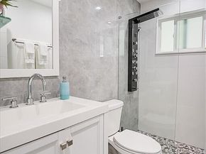 831 NE 58th Street, Oakland Park FL 33334