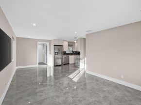 831 NE 58th Street, Oakland Park FL 33334