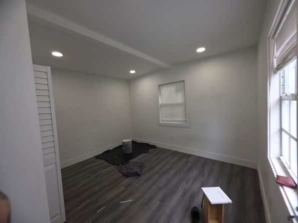 2974 NW 97th St, Miami FL 33147