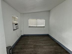 2974 NW 97th St, Miami FL 33147