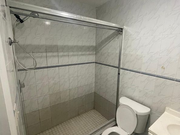 2974 NW 97th St, Miami FL 33147