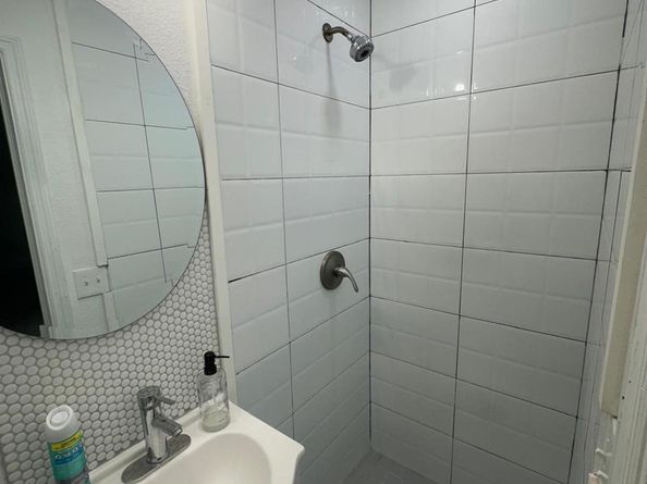 2974 NW 97th St, Miami FL 33147