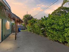 2611 NE 16th Street, Pompano Beach FL 33062