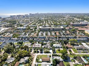 2611 NE 16th Street, Pompano Beach FL 33062