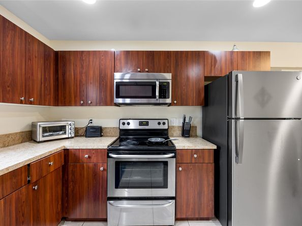 1421 NE 5th Ter, Fort Lauderdale FL 33304