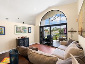 1941 NW 182nd Ter, Pembroke Pines FL 33029