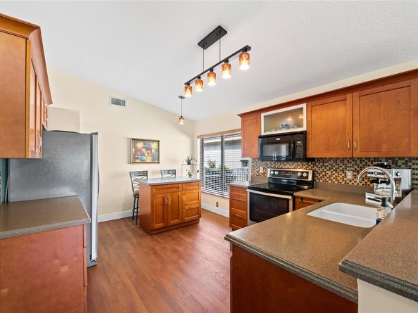 1941 NW 182nd Ter, Pembroke Pines FL 33029