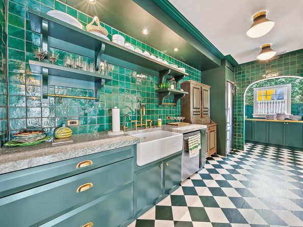 333 Pilgrim Road, West Palm Beach FL 33405