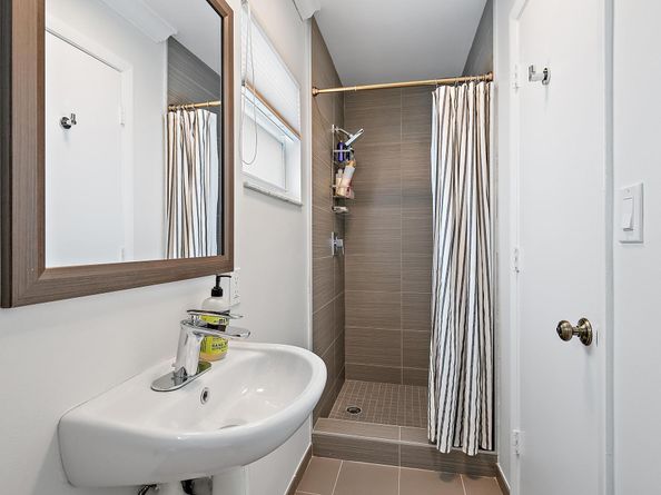 333 Pilgrim Road, West Palm Beach FL 33405