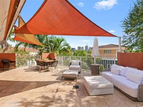 920 SW 8th St, Fort Lauderdale FL 33315