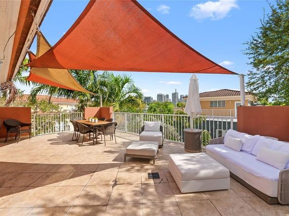 920 SW 8th St, Fort Lauderdale FL 33315