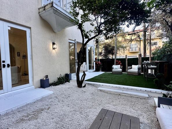 920 SW 8th St, Fort Lauderdale FL 33315