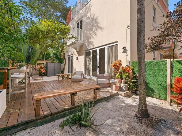 920 SW 8th St, Fort Lauderdale FL 33315