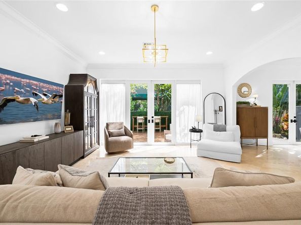 920 SW 8th St, Fort Lauderdale FL 33315