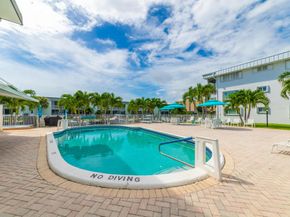 112 Doolen Court 302, North Palm Beach FL 33408