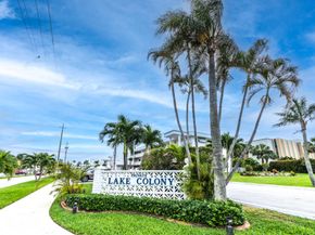 112 Doolen Court 302, North Palm Beach FL 33408
