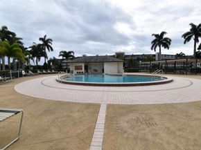 3020 Hythe B 3020b, Boca Raton FL 33434