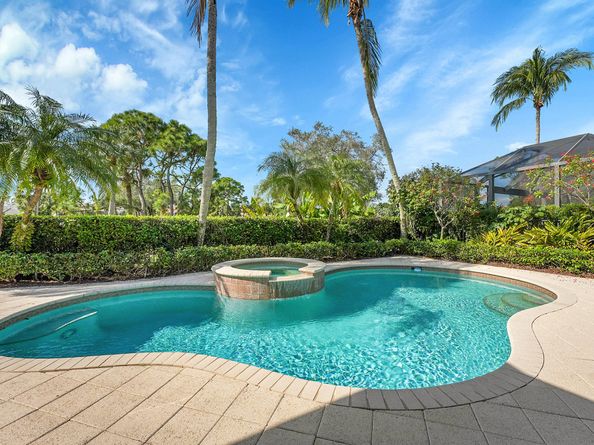 111 San Marco Drive, Palm Beach Gardens FL 33418