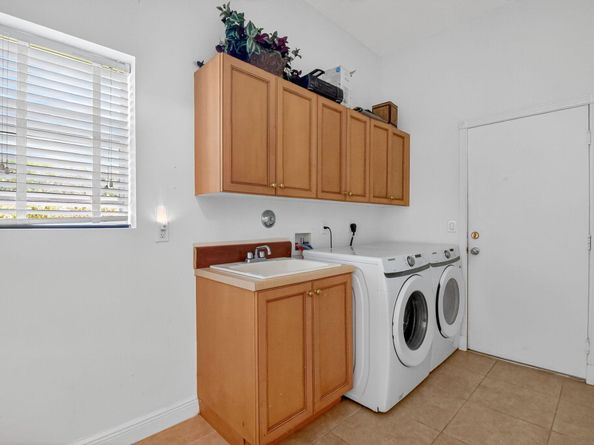 9826 Via Amati, Lake Worth FL 33467