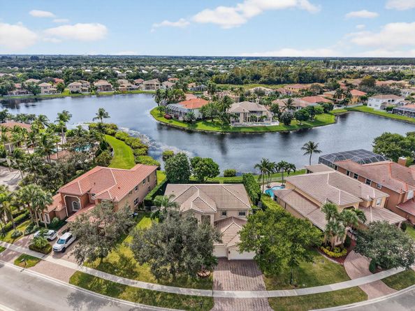 9826 Via Amati, Lake Worth FL 33467