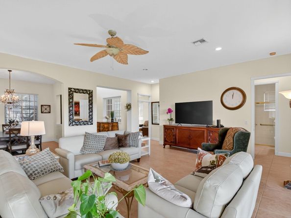 9826 Via Amati, Lake Worth FL 33467