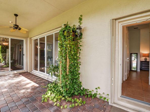 9826 Via Amati, Lake Worth FL 33467