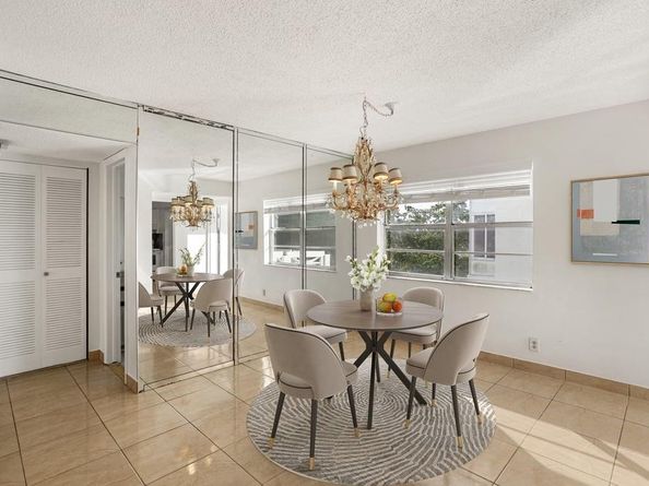 4090 NW 42nd Ave 309, Lauderdale Lakes FL 33319