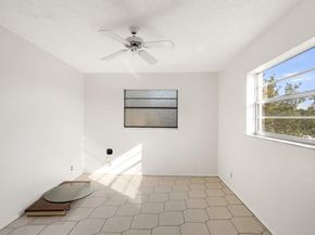 4090 NW 42nd Ave 309, Lauderdale Lakes FL 33319