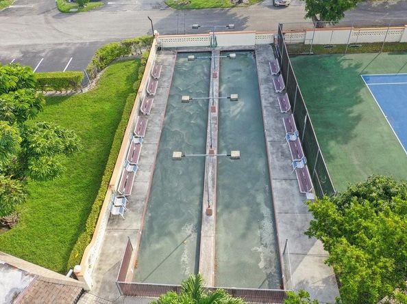 4090 NW 42nd Ave 309, Lauderdale Lakes FL 33319