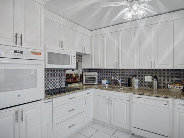 5800 Fernley Drive W 40, West Palm Beach FL 33415