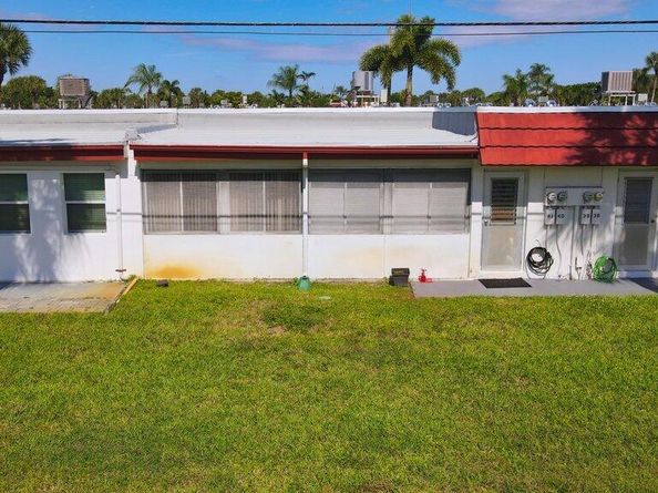 5800 Fernley Drive W 40, West Palm Beach FL 33415
