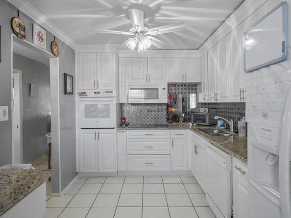 5800 Fernley Drive W 40, West Palm Beach FL 33415