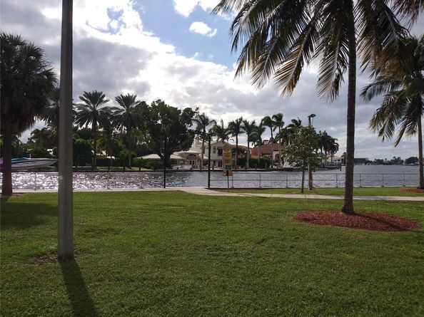 3201 SE 12th St C2, Pompano Beach FL 33062