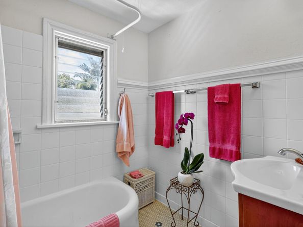 728 Avon Road, West Palm Beach FL 33401